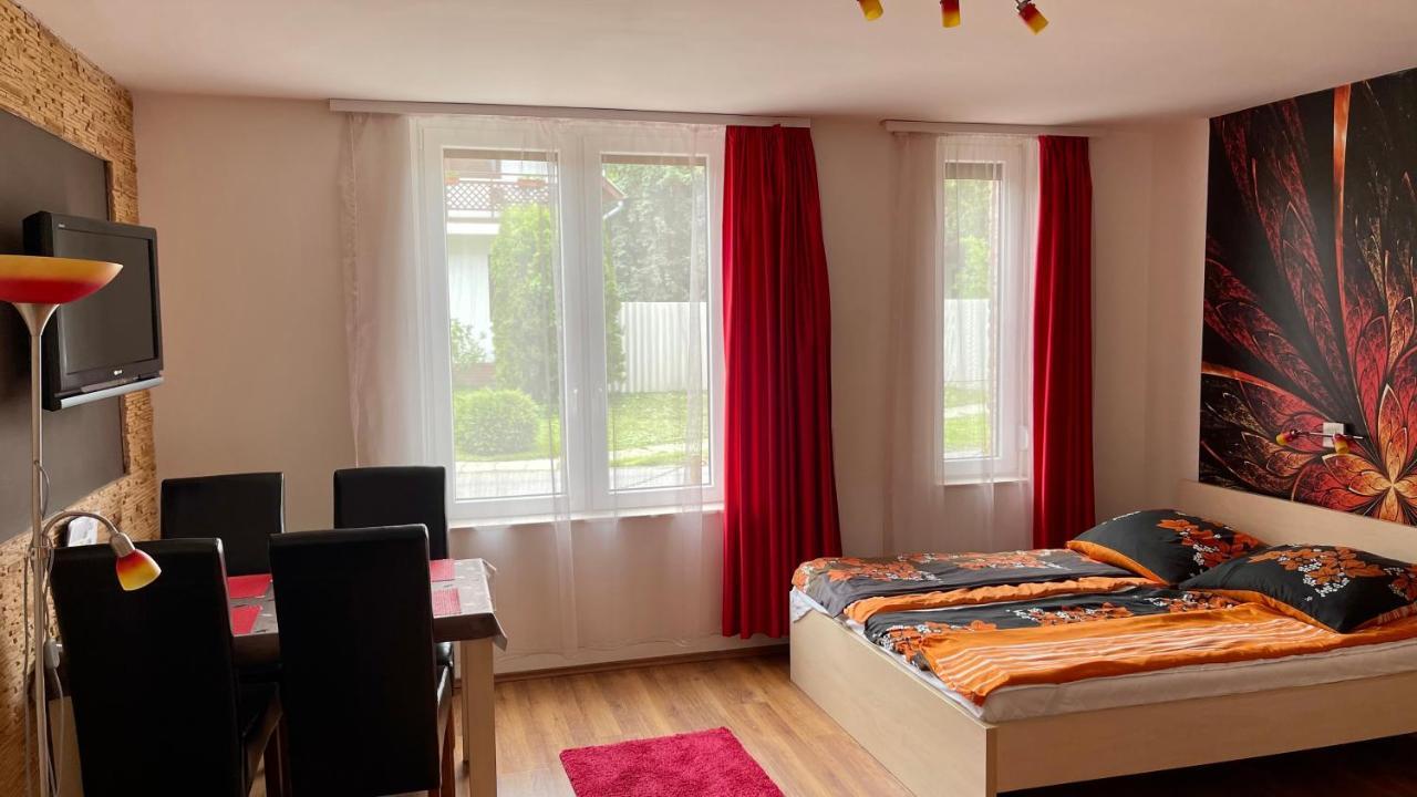 Gyula Vár Prémium Apartman Exterior foto