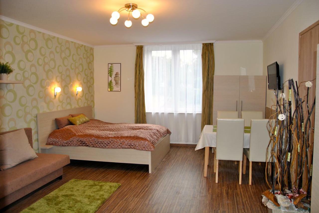 Gyula Vár Prémium Apartman Exterior foto