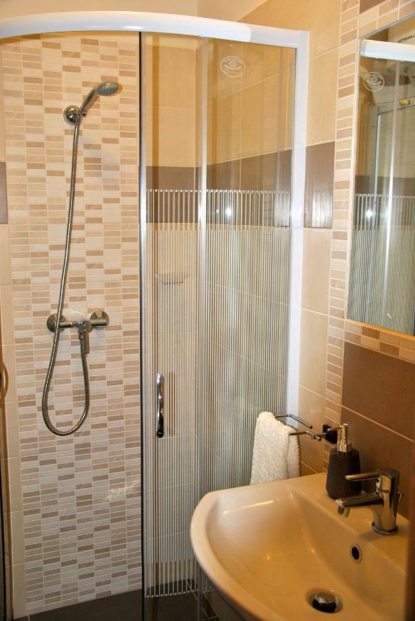 Gyula Vár Prémium Apartman Exterior foto
